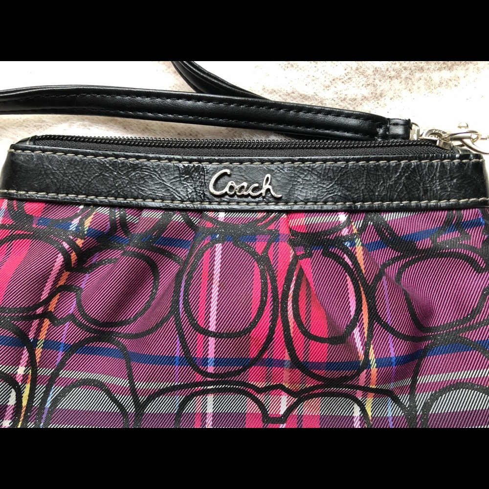 💕Coach Small Wristlet Bag💕 - Picture 9 of 11